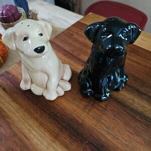 dog salt and pepper shakers pair black and white marked Thailand on bottom